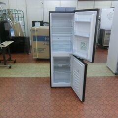 ID 717961　アイリスオーヤマ２ドア　162L　２０１９年製　冷凍室下トレーひび割れ　IRSE-16A-Bの画像