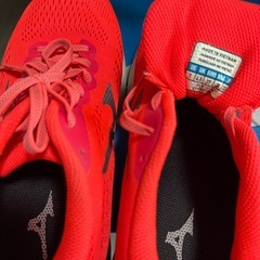 ミズノ（MIZUNO）　J1GD218149  ランニングシューズ  レディース　ウエーブリボルト 2　WAVE REVOLT 2  
の画像