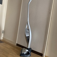 パナソニック　コードレスクリーナーの画像