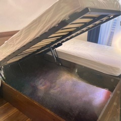 跳ね上げ式ベッド　セミダブル×2の画像