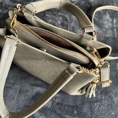 数回使用　グレーバックの画像