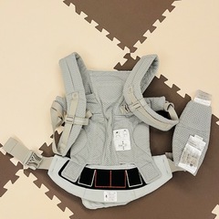 エルゴベビー OMNI Breeze 抱っこ紐 グレーの画像