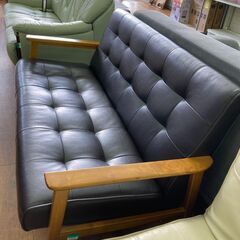 【リユ-スのサカイ広島石内店】ジモティ割！木肘ソファ/クリ-ニング済み/HG-8505/広島市 家具　佐伯区 家具　南区 家具　西区 家具　東区 家具　中区 家具　安佐南区 家具　安佐北区 家具　安芸区 家具　府中町 家具　海田町 家具　熊野町 家具　坂町 家具　廿日市市 家具			の画像