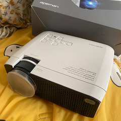 ビームプロジェクターの画像