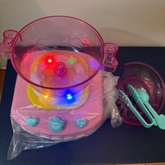 光るコンロの画像