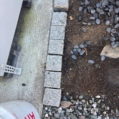 御影石ピンコロの画像