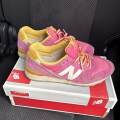 ニューバランス　24.5センチの画像