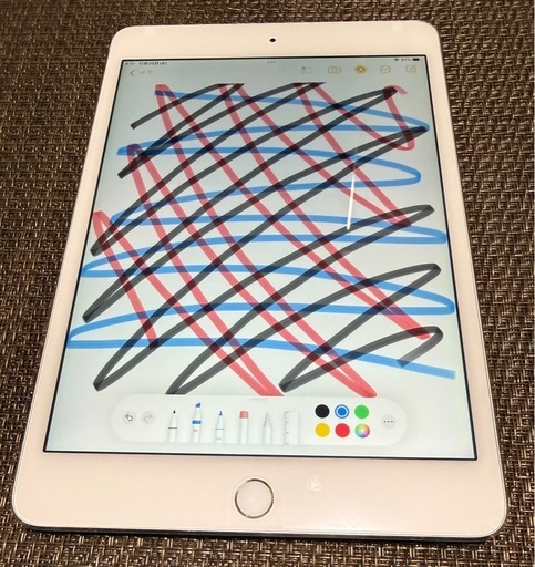iPad mini4 128GB wifiモデル シルバー 