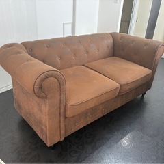 アンティーク調　2人掛けソファーの画像