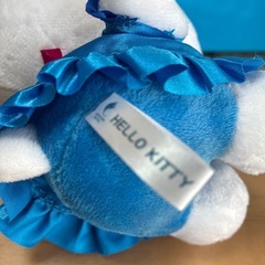 【限定】ハローキティ　ぬいぐるみの画像