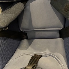 アップリカ クルリラ プレミアム アカチャンホンポ チャイルドシートの画像