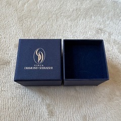 ギンザダイヤモンドシライシのケースの画像