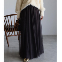 洋服セット ダイヤ柄ケーブルニット、ロングチュールスカートの画像