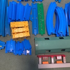 プラレール　パーツ　まとめ売り。の画像