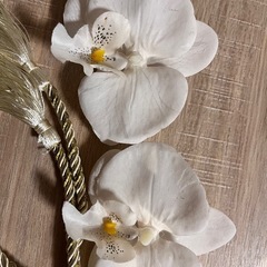 和装小物セット 胡蝶蘭と金色装飾 金箔付きの画像