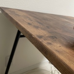 テーブル　デスクの画像