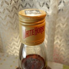 スコッチウイスキー　ホワイトホース　White Horse 700mL 40%の画像