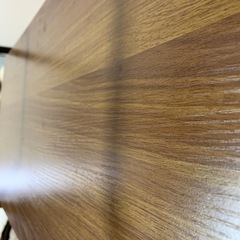 ガラステーブルの画像