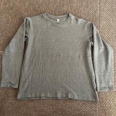 UNIQLO キッズ長袖カットソー 150cmｘ3枚　＆　UNIQLO グレー パンツ 140cmの画像