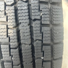 スタッドレスタイヤ４本組　無料の画像