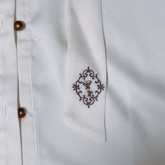 axes femme ブラウス(クリーム色)の画像