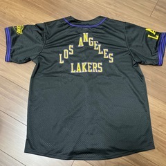  ロサンゼルス　レイカーズ　メッシュ
シャツの画像