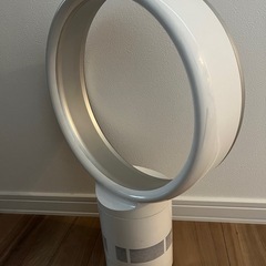 ダイソンテーブルファン　30センチの画像
