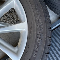 【お取引中】【12/31引取限定】スタッドレス4本 215/60R17 ベルファイア使用 ※要交換の画像