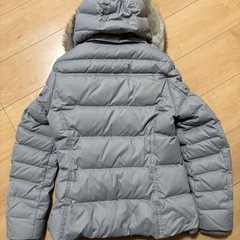 TOMY HILFIGER レディースダウンジャケットの画像