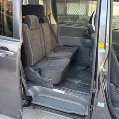 トヨタ ノアの画像