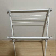 アイリスオーヤマ　折りたたみ物干し竿の画像