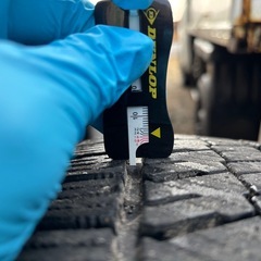 ブリヂストンVRX2☆215/60R17☆7〜8部山4本セットの画像