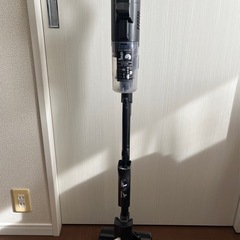 アイリスオーヤマ　掃除機/充電式サイクロンスティッククリーナー SCD-R1P-Bの画像
