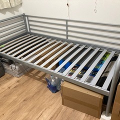 IKEAのシングルベットの画像