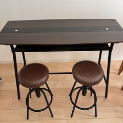 【無料お譲り】テーブル・イスセットの画像