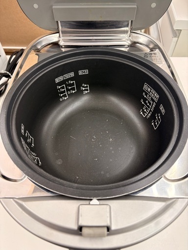 Rinnai ガス炊飯器 5.5合炊き 111-R560 2017年製 都市ガス用