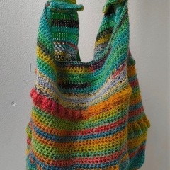 手編みショルダーバッグの画像