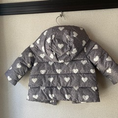 GAP 子供ダウン　90cmくらいの画像