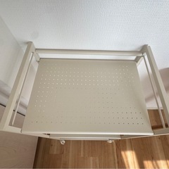 キャスター付き スチールラックの画像