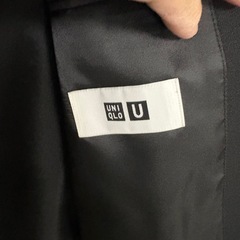 ほぼ新品　ユニクロU ジャケット黒XLサイズの画像