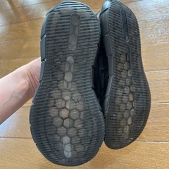 スニーカー22cmの画像