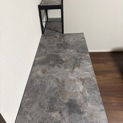 デスク&棚の画像