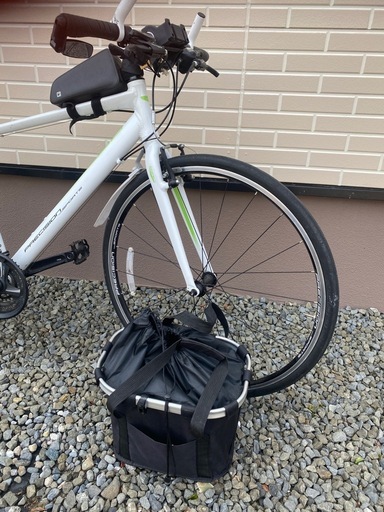 実用的で快走のクロスバイク（＋取外し自由の買い物ガゴ付♡）