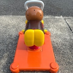 アンパンマン乗り物の画像