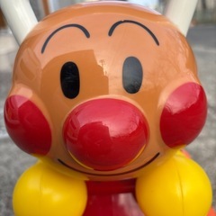 アンパンマン乗り物の画像