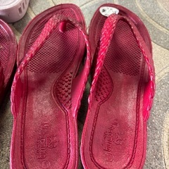 ゴムサンダル 5足セット　Mサイズ4足Ｌサイズ1足
シャワー スリッパ ビーチサンダル プールトイレ 病院 学校 オフィス ベランダ  の画像