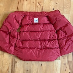 コンバース　 ダウンベスト　の画像