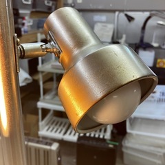 スチール製 ３連 スタンドライト 間接照明 スタンド型スポットライト！（早いもの勝ち　12月30日　16時迄営業中）の画像