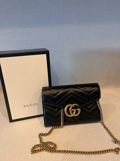 付属品全揃いGUCCI GGマーモントのチェーンウォレット