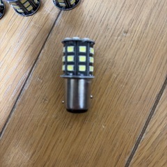 バックランプ　ストップランプ　LED 4個セットの画像